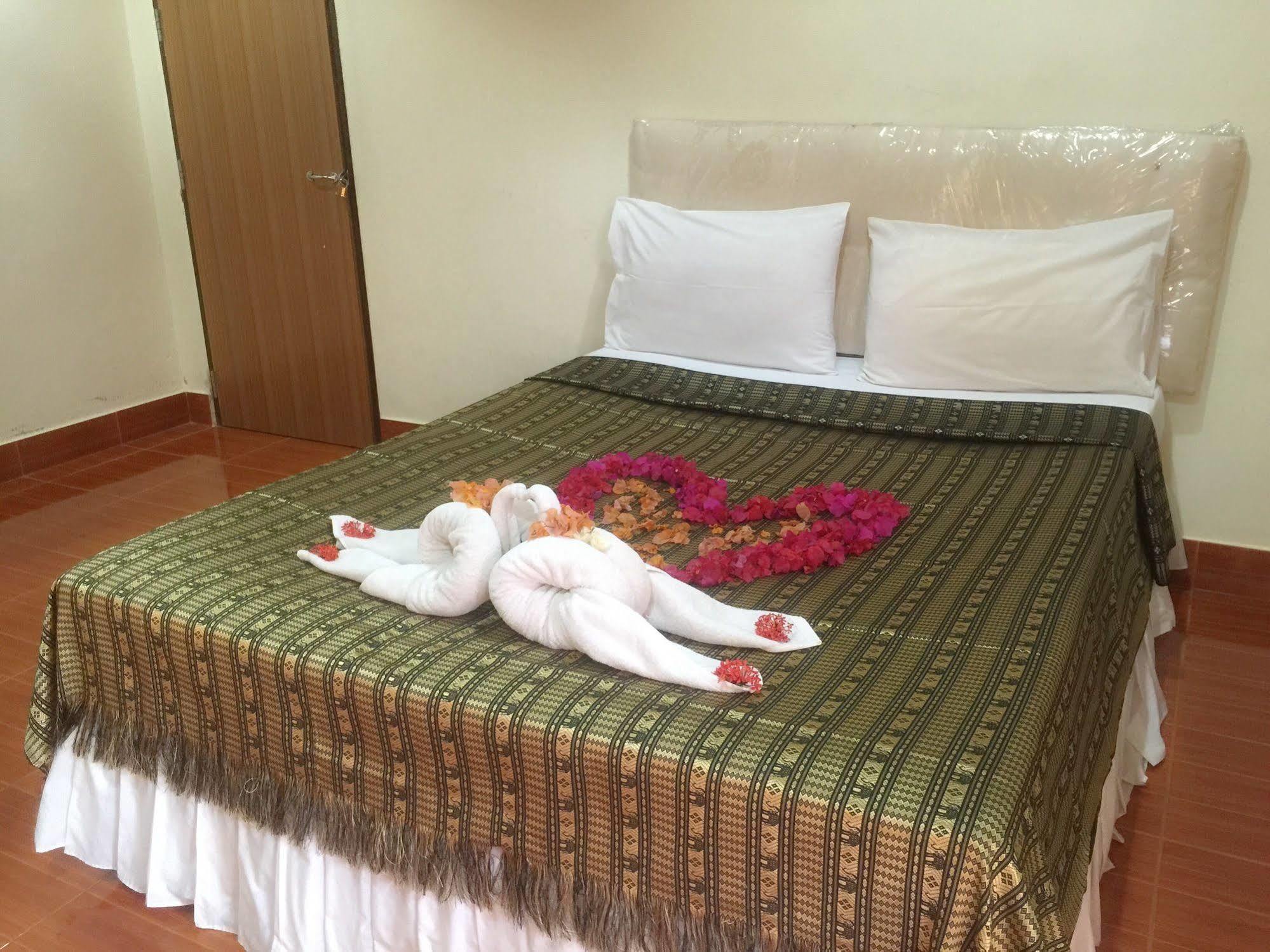 Poonsap Resort Koh Lanta Ngoại thất bức ảnh