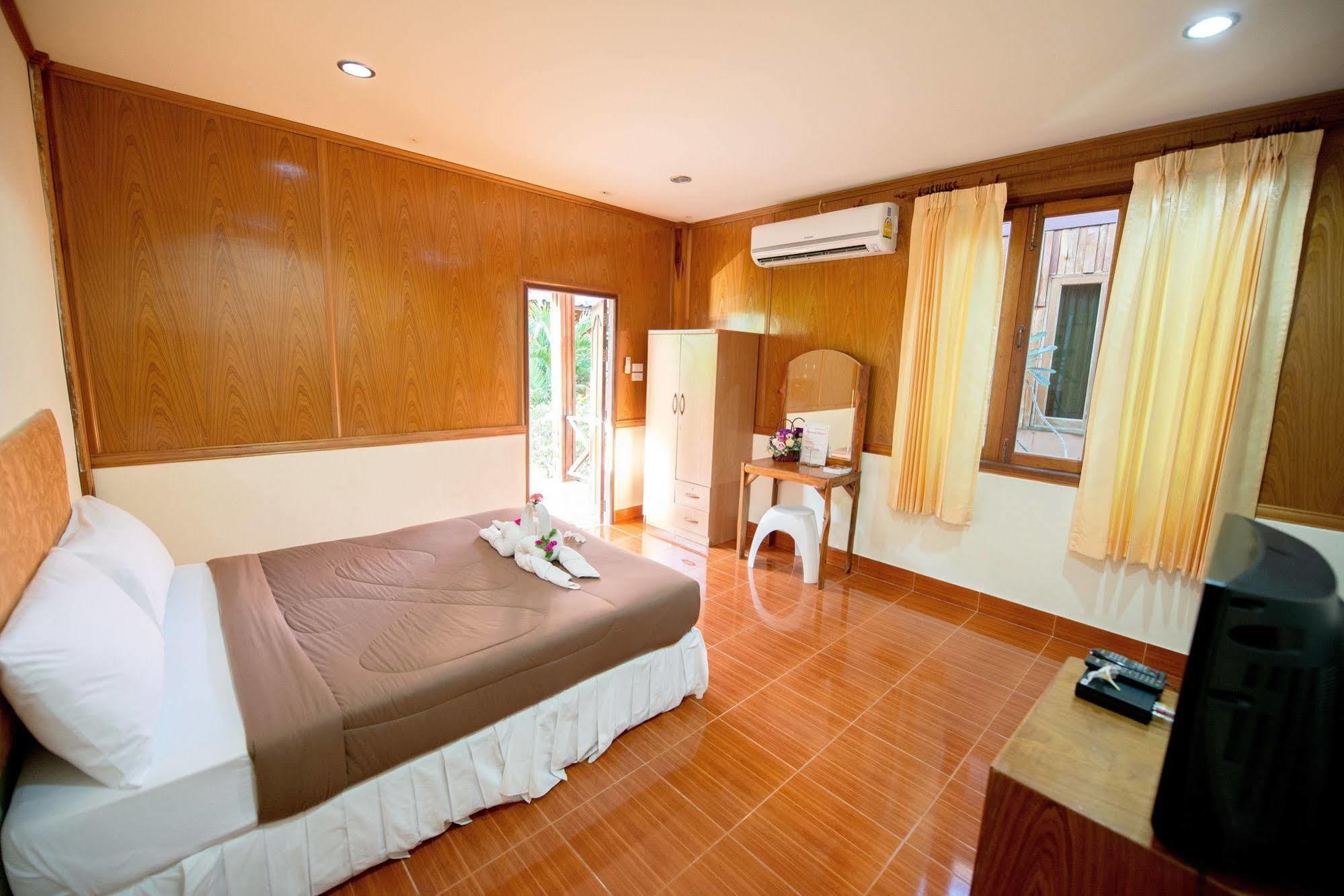 Poonsap Resort Koh Lanta Ngoại thất bức ảnh