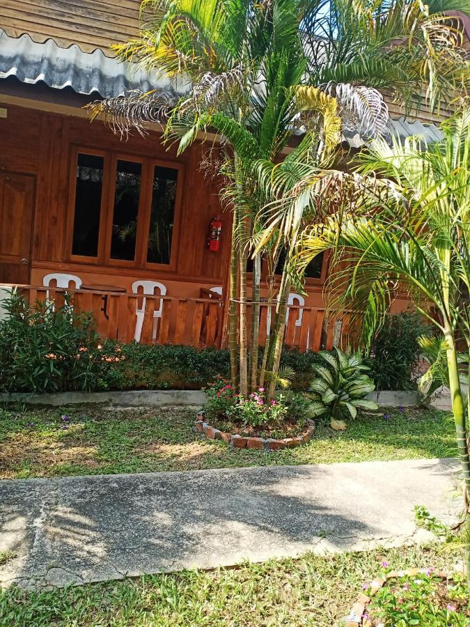 Poonsap Resort Koh Lanta Ngoại thất bức ảnh